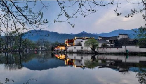 宏村在哪里个城市 安徽省黄山市(闻名世界的徽派代表建筑村落)