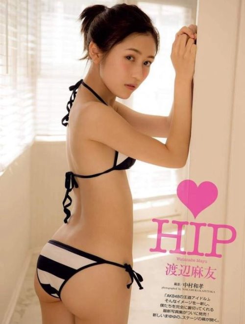 渡边麻友 不知不觉中超吸睛美臀写真