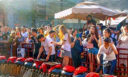 中国最不适合居住城市 网红城市西安(房价高涨生活压力大)