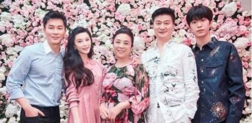 范冰冰李晨现状 范爸爸评价李晨忠厚老实有孝心