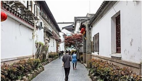 乌衣巷位于哪里?南京秦淮河上的文德桥旁(关于乌衣巷的历史由来)