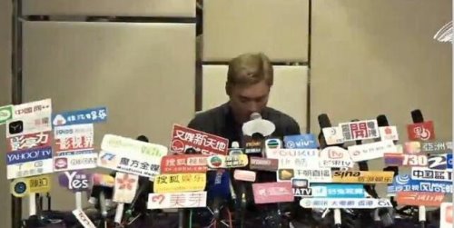 杜琪峰警告许志安 如果撇下郑秀文会找他算账(如今却当起和事佬)