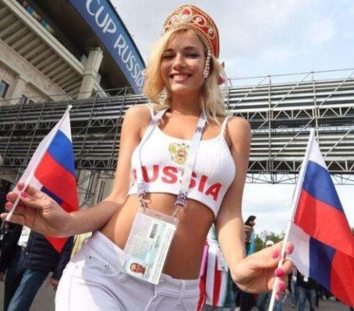 世界杯各国最美女球迷 俄罗斯最美女球迷是成人片艳星