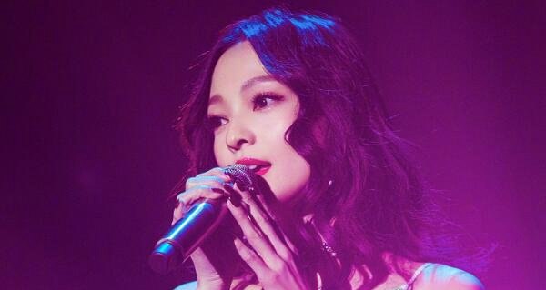 娱乐圈最惨女明星 张韶涵经历了什么大事件(三件事导致被雪藏)