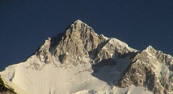 世界十大高峰排名 世界最高峰是珠穆朗玛峰(高8844米)
