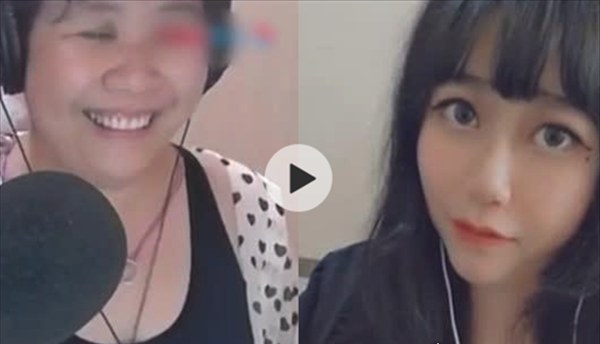 为你按下f键什么梗 调侃斗鱼主播乔碧萝殿下“萝莉变大妈”