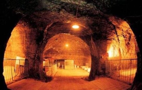 20世纪最伟大的考古发现 保定满城汉墓揭开千古之谜