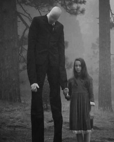 瘦长鬼影slender man 美国恐怖传说中的杀人狂