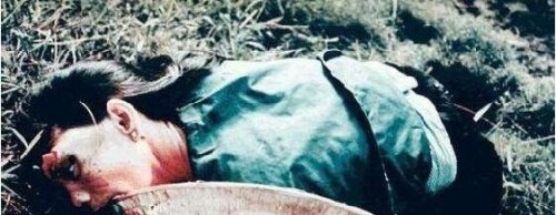 越南美莱村惨案奸杀568人 元凶却得到美国的包庇太可耻