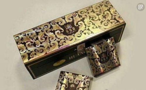 中国十大最贵的香烟 黄鹤楼(大金砖)售价三万元一条