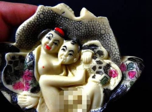 日本古代雕塑下暗藏色色图像 大尺度画面让人脸红!