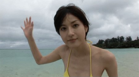 松本若菜性感写真动图 当众脱裤子下海尺度堪比小电影
