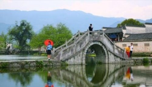宏村在哪里个城市 安徽省黄山市(闻名世界的徽派代表建筑村落)
