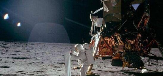 美国阿波罗登月骗局 从未登上过月球(被骗十几年)