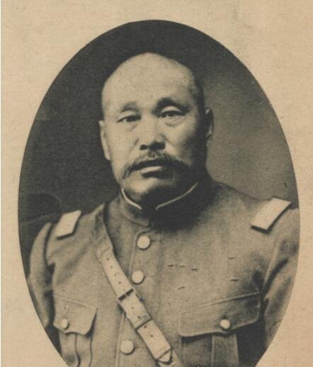 张作霖兄弟汤玉麟 7天丢热河导致背负一生骂名(不战而逃)