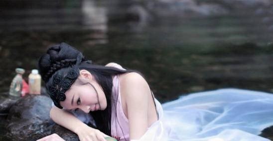 和珅竟然睡了乾隆那么多妃子 4个大美女全被纳为妾氏