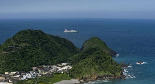 中国最大的岛屿是库页岛 7.63万平方公里(是中国台湾岛的2倍)