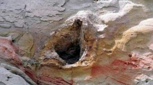 青海德令哈外星人遗址铁管 不属于地球的神秘怪圈