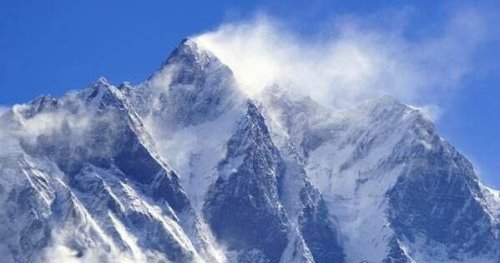 世界十大高峰排名 世界最高峰是珠穆朗玛峰(高8844米)
