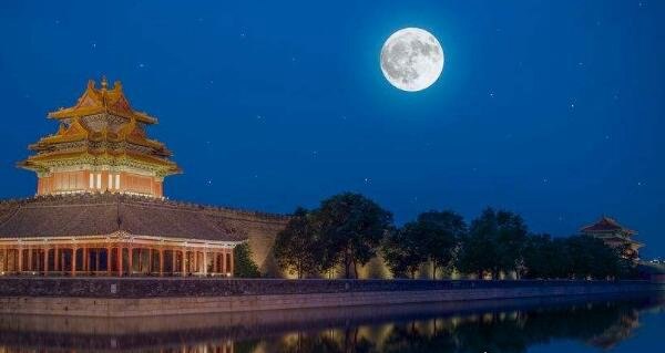 月亮从哪边升起 是从东边升起吗(与参照系有关)