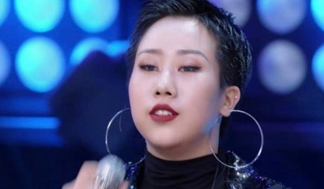 上官喜爱原名叫什么年龄多少 得知年龄后坐不住了(真名叫马宝尔)