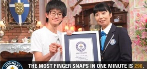 世界上打响指最快的人 1分钟296次创吉尼斯世界纪录(视频)