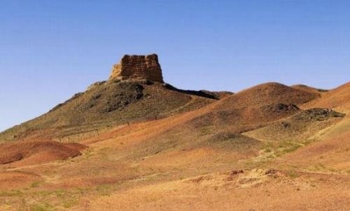 西出阳关无故人中的阳关在哪里 位于现今敦煌市古董滩附近