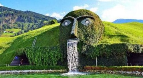 世界十大奇特喷泉 中国西安大雁塔音乐喷泉上榜