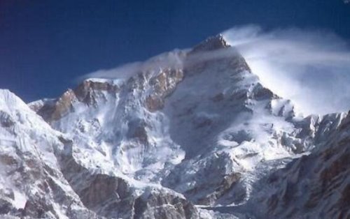 世界十大高峰排名 世界最高峰是珠穆朗玛峰(高8844米)