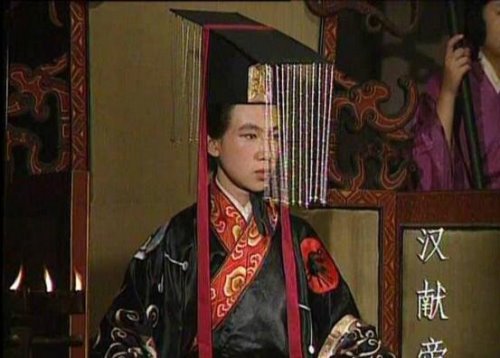 汉献帝刘协怎么死的?傀儡皇帝刘协的悲惨一生(最后是病死)