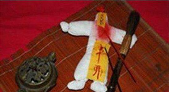 盘点十大恶毒的苗族蛊术 中情蛊会撕心裂肺自杀身亡