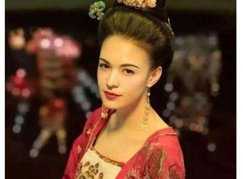 杨贵妃之死的原因揭秘 在逃亡的途中唐玄宗为自保赐死杨贵妃