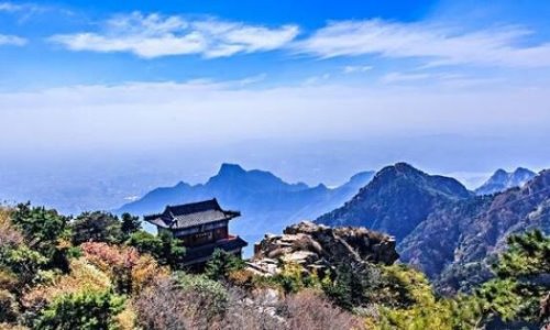 泰山海拔多少米 主峰玉皇顶海拔高达1545米(乃五岳之首)