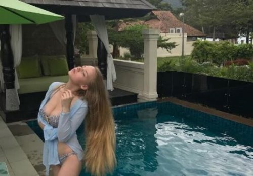 世界上最性感的女数学老师 oksana neveselaya让你爱上数学