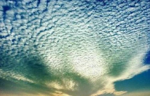 什么是地震云 地震云图片大全(并不能预测地震)