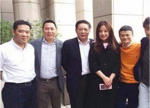 关于许宗衡司机黄有龙证据 曾发微博辟谣(崛起之路成谜)