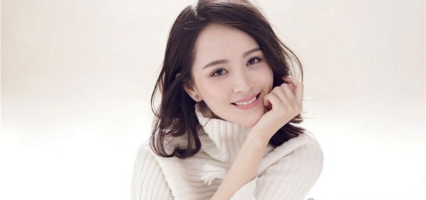 邓莎跟谁结婚了 与富豪未婚先孕(生下儿子大麟子却遭抛弃)