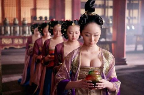 明成祖朱棣活剐三千宫女真相 最爱的女人被毒死导致冲冠一怒
