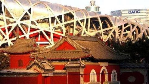 2004年北顶娘娘庙事件 施工刮起诡异大风挖出蛇坑