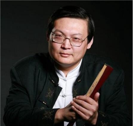 梁宏达事件是怎么回事?诋毁英烈引发军方/团中央/公安部门怒斥