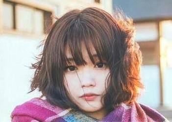 适合女大学生的短发