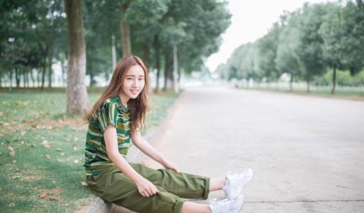 军训服怎么穿时尚