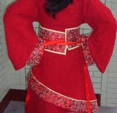 汉服怎么穿？汉服穿法图解步骤