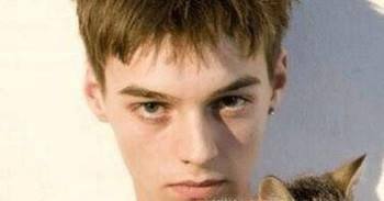 和高冷的男生如何聊天