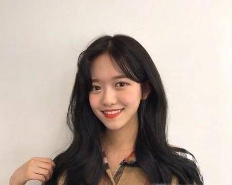 淑女甜美的韩国发型女卷中长发