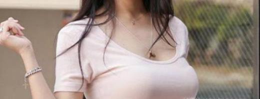 男人为什么总喜欢摸女人的胸?