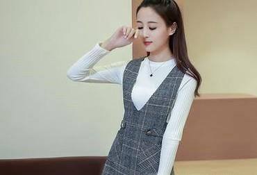个子矮小的可爱型女生如何选择衣服?