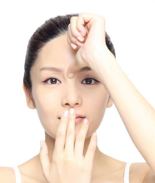 怎么按摩让鼻梁变高变挺