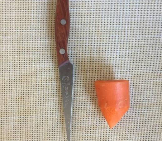 胡萝卜制作简单而又漂亮的花
