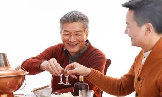 过年怎么给岳父岳母准备礼物?
